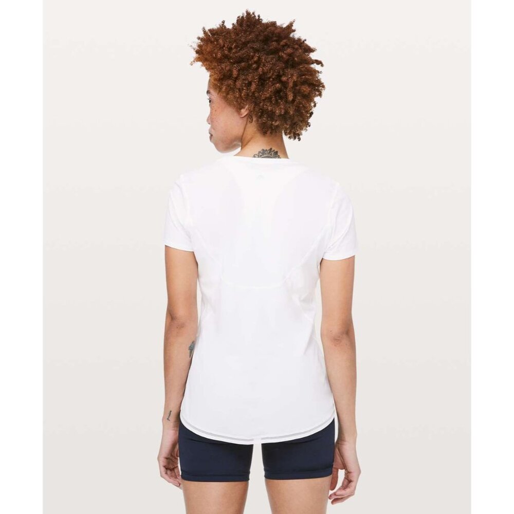 Lululemon Into the Sun White Short Sleeve Athleisure Short Sleeve Tee Top Sz  8 - Picture 5 of 9